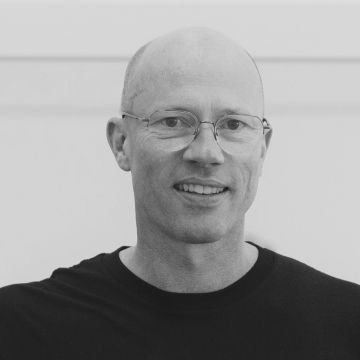 Grant Aris